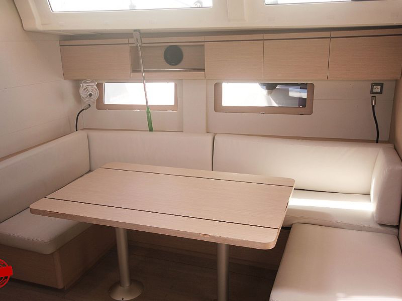 Beneteau Oceanis 51.1