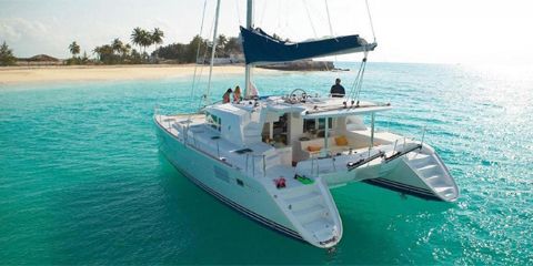 Why charter a Catamaran?