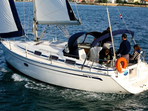 Bavaria 33