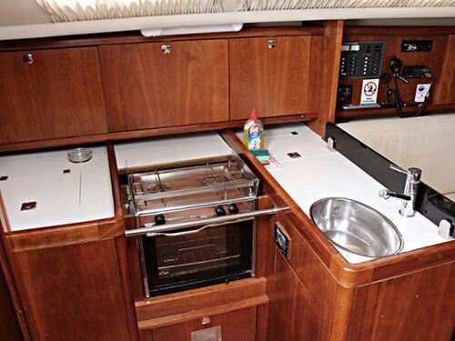 Jeanneau Eminence 40