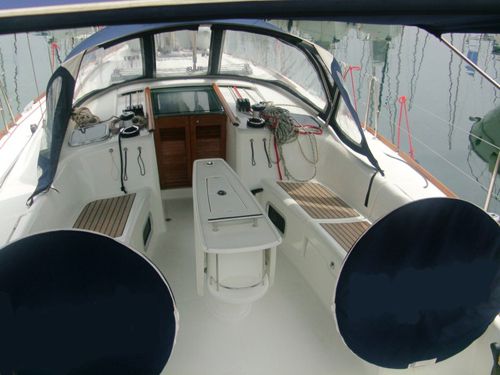 Beneteau Oceanis 43