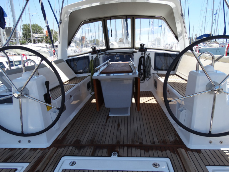 Beneteau Oceanis 41.1