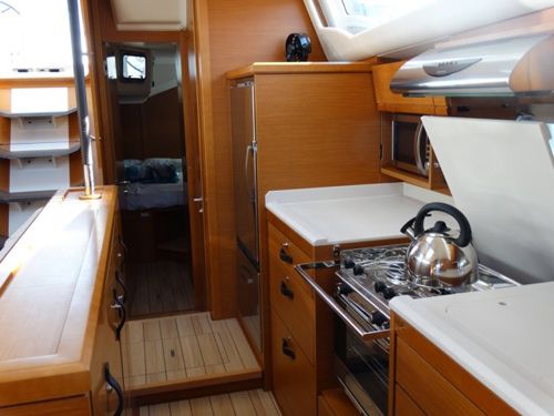 Jeanneau 54