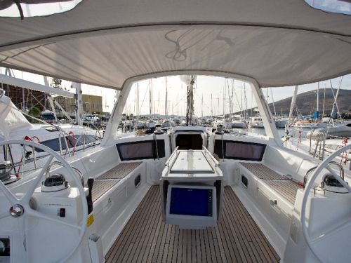 Beneteau Oceanis 48