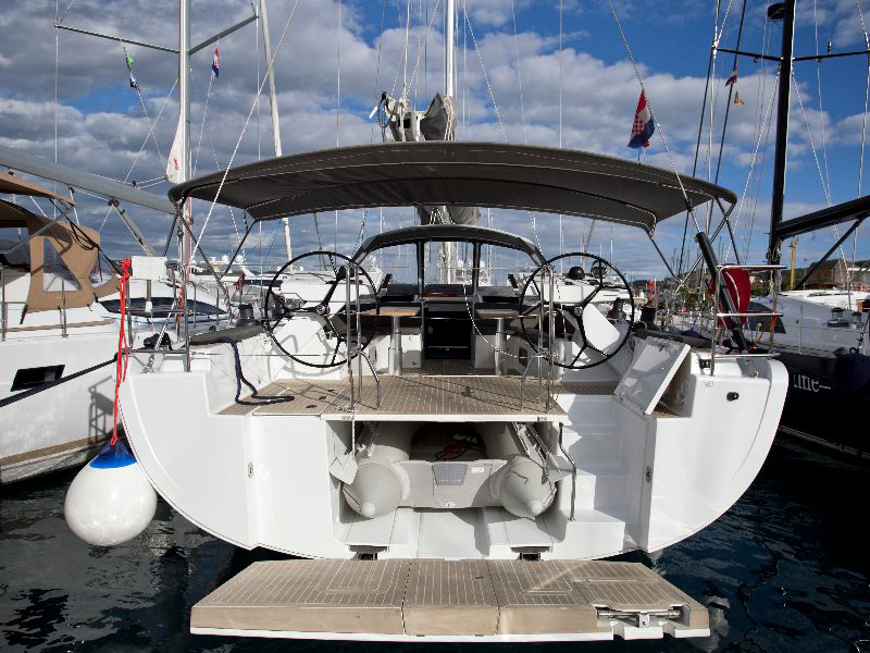 Hanse 588