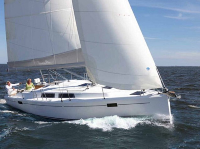 Hanse 385