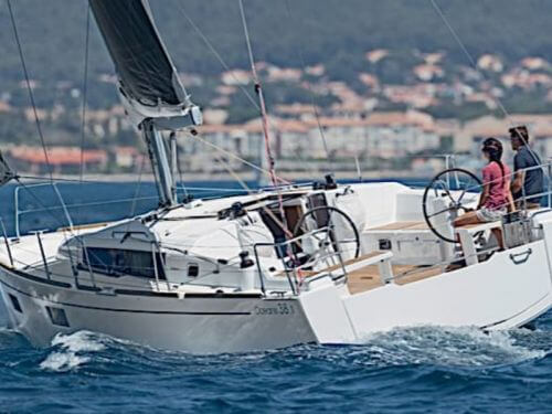 Beneteau Oceanis 38.1