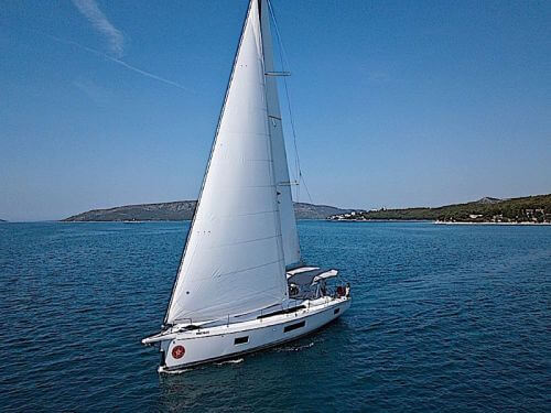 Beneteau Oceanis 51.1