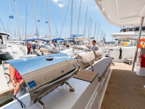 Fountaine Pajot Saona 47