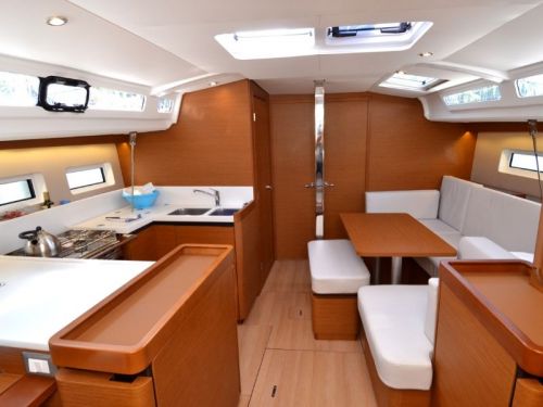 Jeanneau Sun Odyssey 440