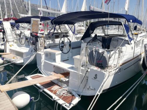 Beneteau Oceanis 38.1