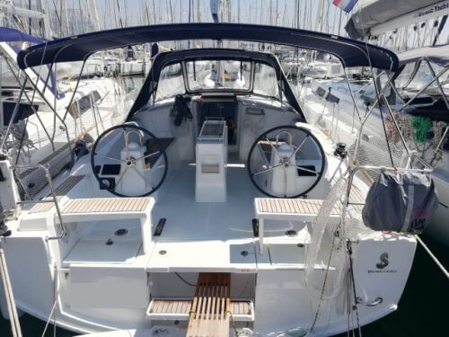 Beneteau Oceanis 38.1