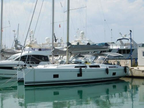 Hanse 418