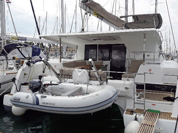 Lucia 40