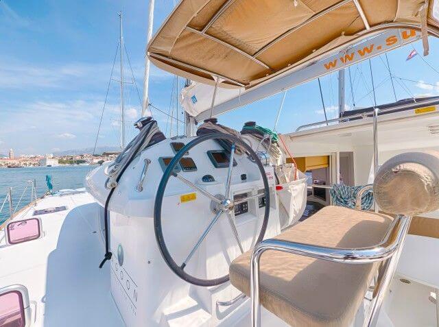 Lagoon 400