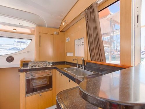 Fountaine Pajot Orana 44