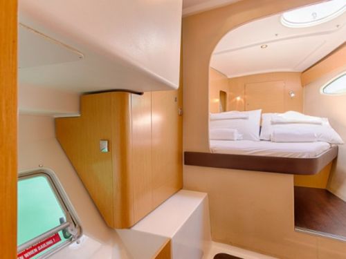 Fountaine Pajot Orana 44
