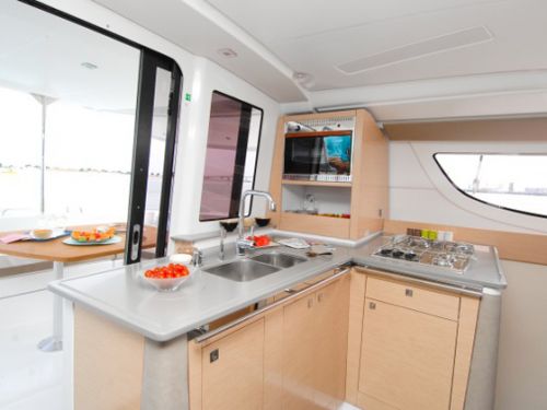 Fountaine Pajot Lipari 41