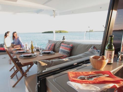 Fountaine Pajot Lucia 40