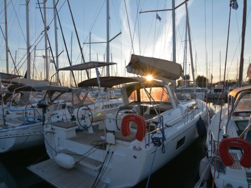 Beneteau Oceanis 51.1