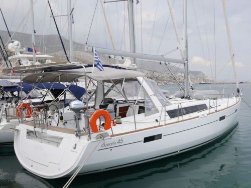 Beneteau Oceanis 45