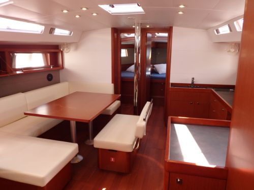 Beneteau Oceanis 48