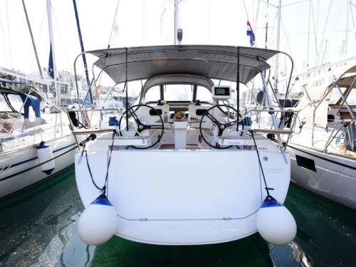 Elan 45 impression