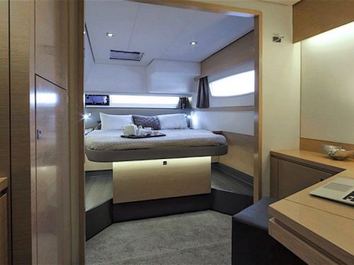 Fountaine Pajot Saba 50