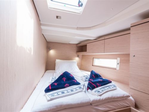 Beneteau Oceanis 51.1