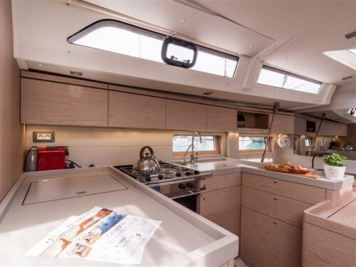 Beneteau Oceanis 51.1