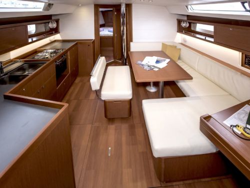 Beneteau Oceanis 45