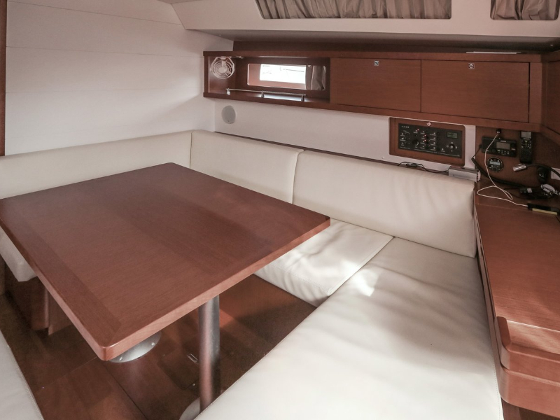 Beneteau Oceanis 45