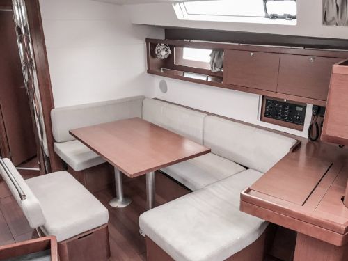 Beneteau Oceanis 45