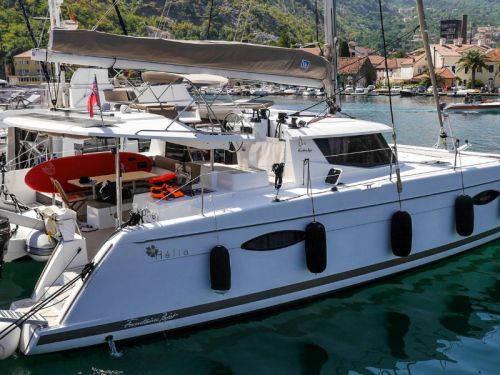 Fountaine Pajot Helia 44