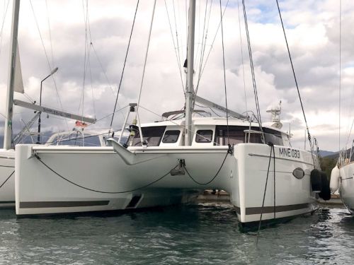 Fountaine Pajot Helia 44