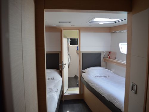 Fountaine Pajot Victoria 67