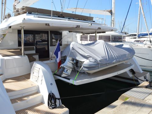 Fountaine Pajot Victoria 67