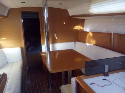 Jeanneau Sun Odyssey 379