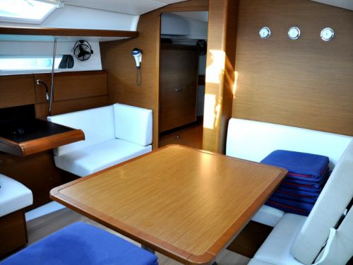 Jeanneau Sun Odyssey 419