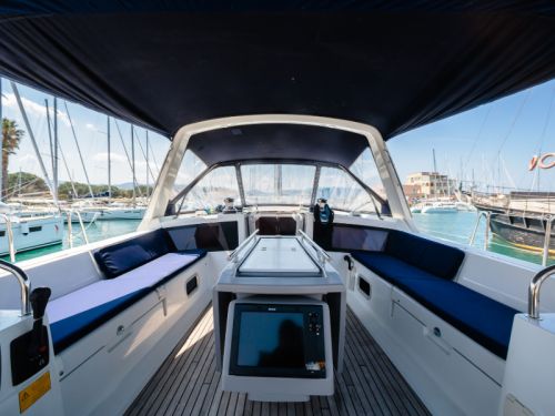 Beneteau Oceanis 48