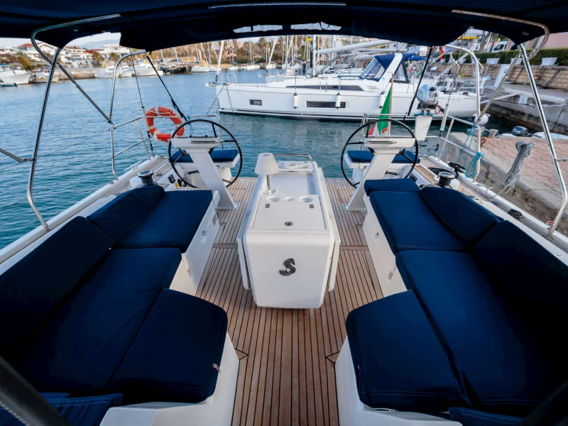 Beneteau Oceanis 51.1