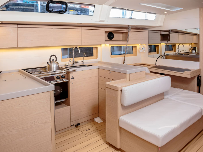 Beneteau Oceanis 51.1