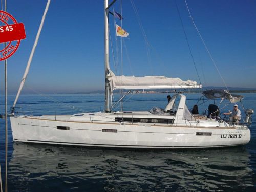 Beneteau Oceanis 45