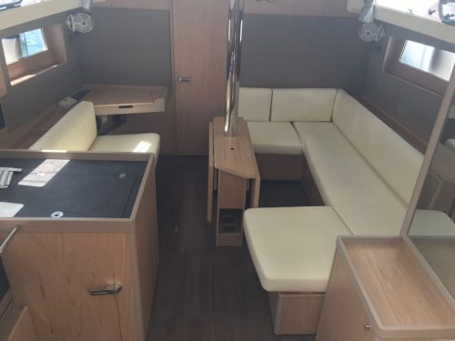 Beneteau Oceanis 41.1