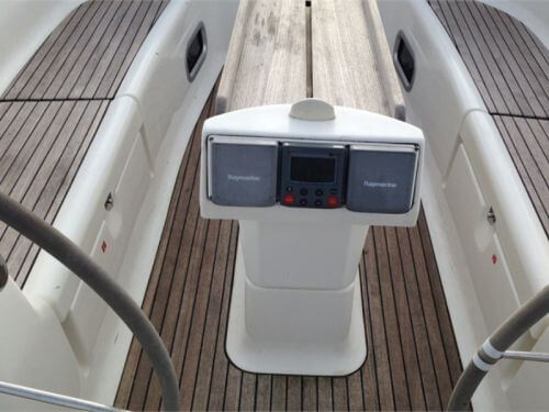 Bavaria 42