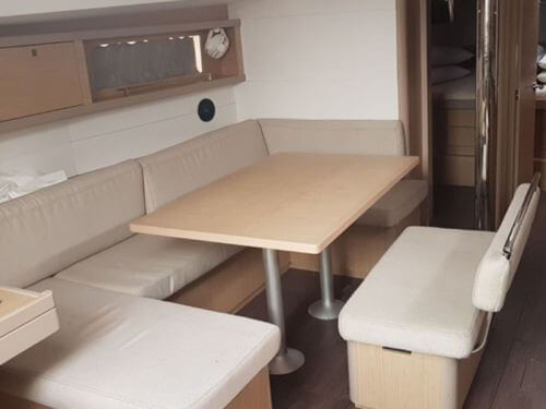 Beneteau Oceanis 48