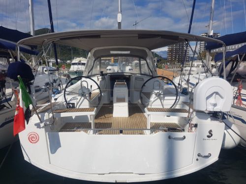 Beneteau Oceanis 38.1