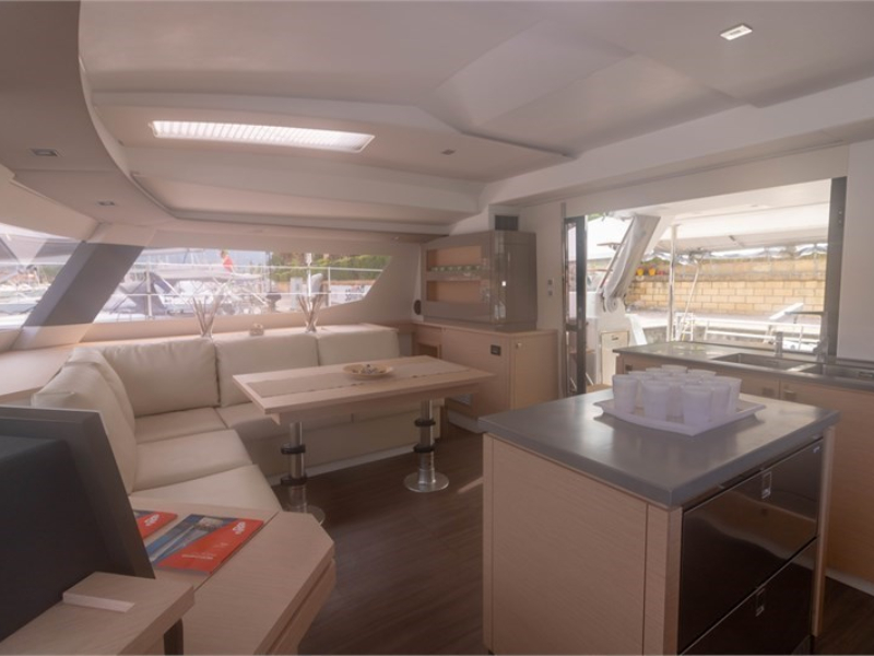 Fountaine Pajot Saba 50