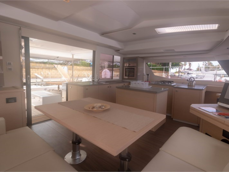 Fountaine Pajot Saba 50