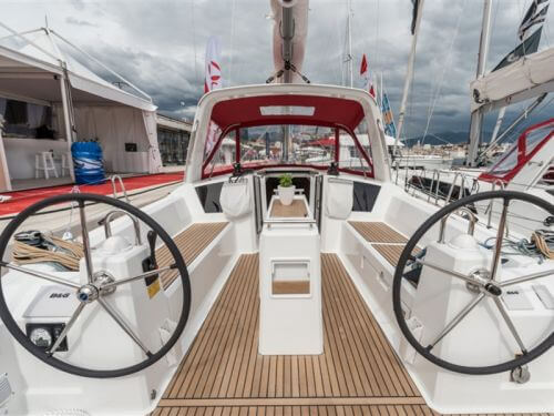 Beneteau Oceanis 38.1